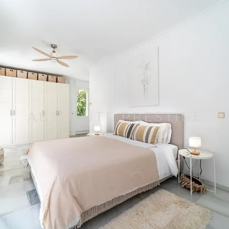 Casa Rosa Villa Marbella