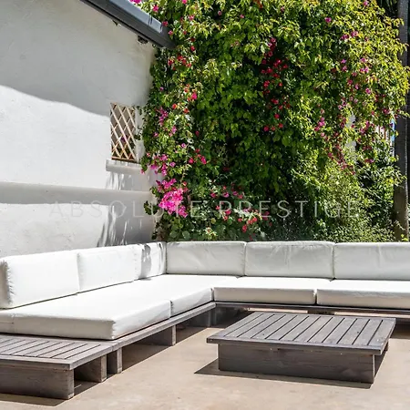Casa Rosa Villa Marbella